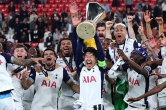 Tottenham campeão