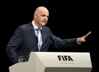 Geopolítica da bola: como os conflitos internacionais influenciam o futebol Gianni Infantino - presidente da Fifa