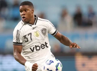 Do Panamá ao Glorioso: Kadir, o novo xodó da torcida do Botafogo Kadir