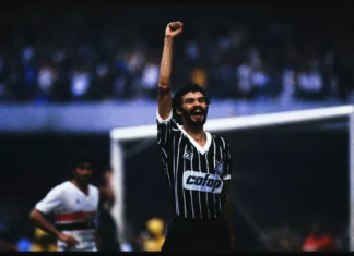 Jogadores e intelectuais fora da curva: do ‘Doutor Sócrates’ aos atletas engajados da atualidade Sócrates