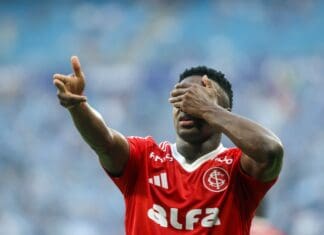 Internacional ficará com atacante Carbonero em definitivo Carbonero