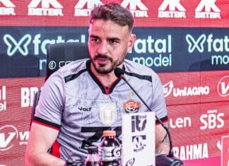 De volta ao Vitória, goleiro Gabriel será titular no clássico Gabriel